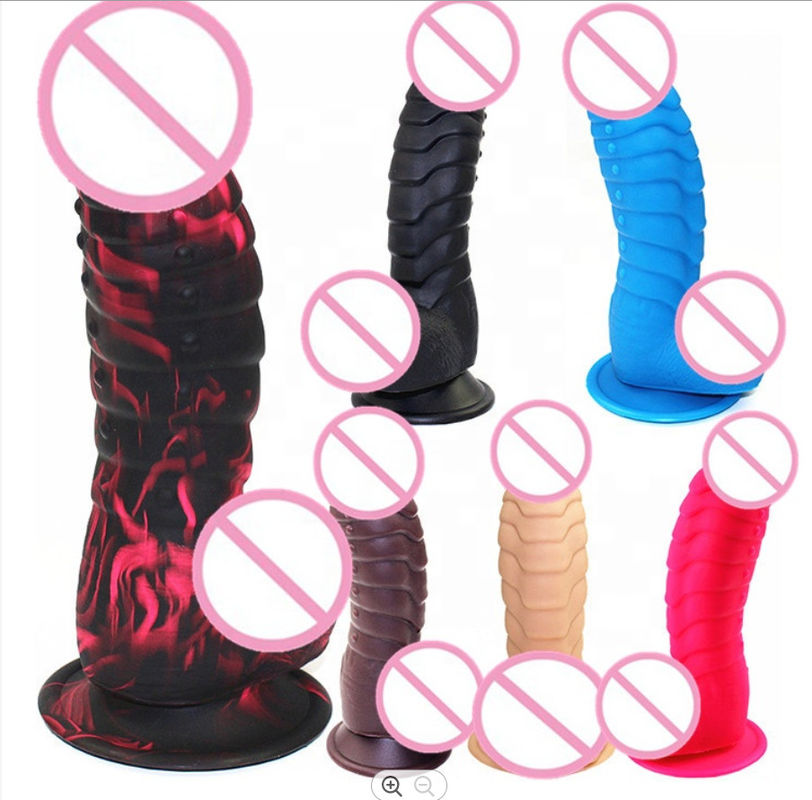 Penis Maschio Realistico Dildo Liquido Morbido Silicone Gomma Sex Toys Per Donne Forte Succion Cup Manos Liberi